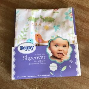 NWT Bobby Slipcover - Cheery Print
